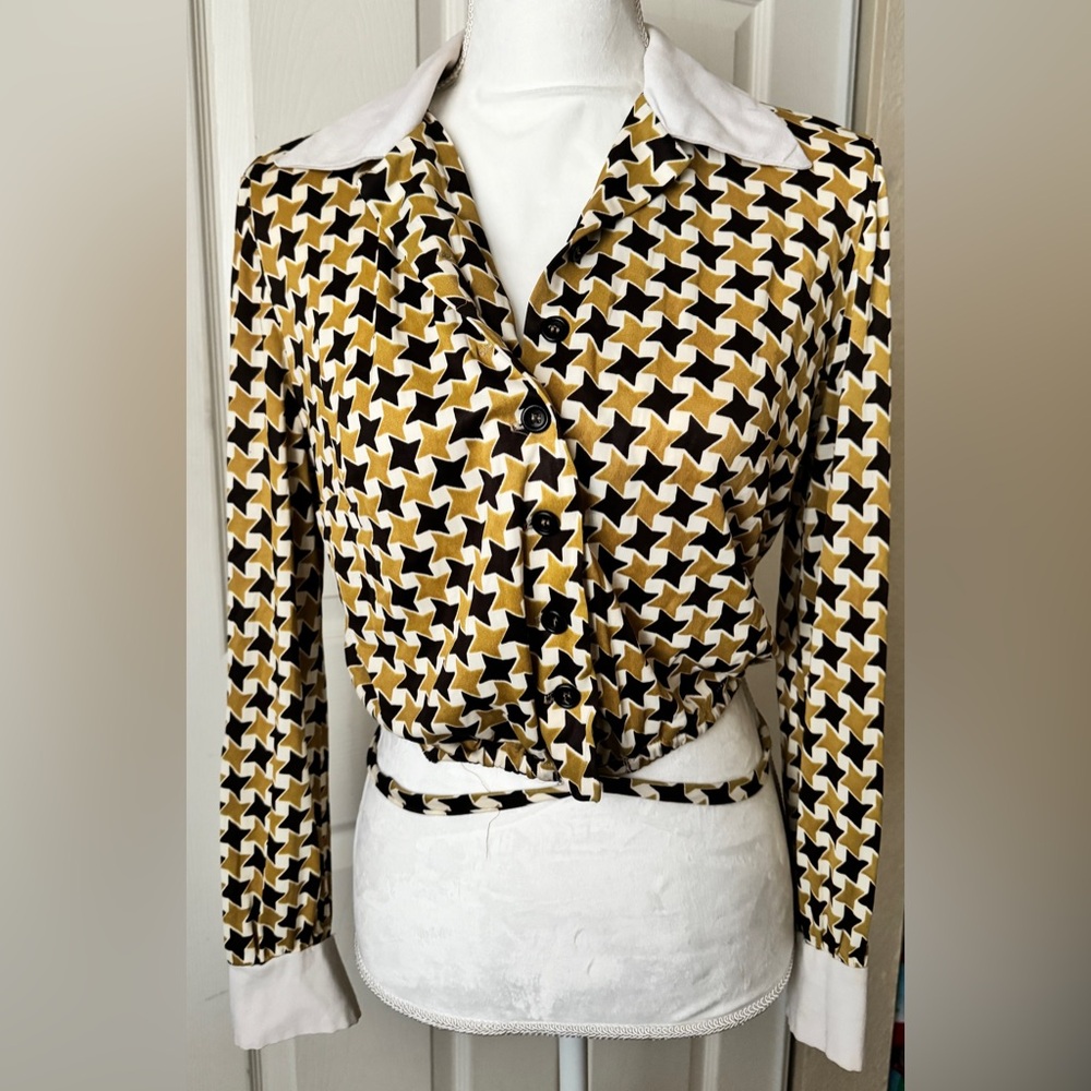 70’s houndstooth blouse, size S-M, never worn